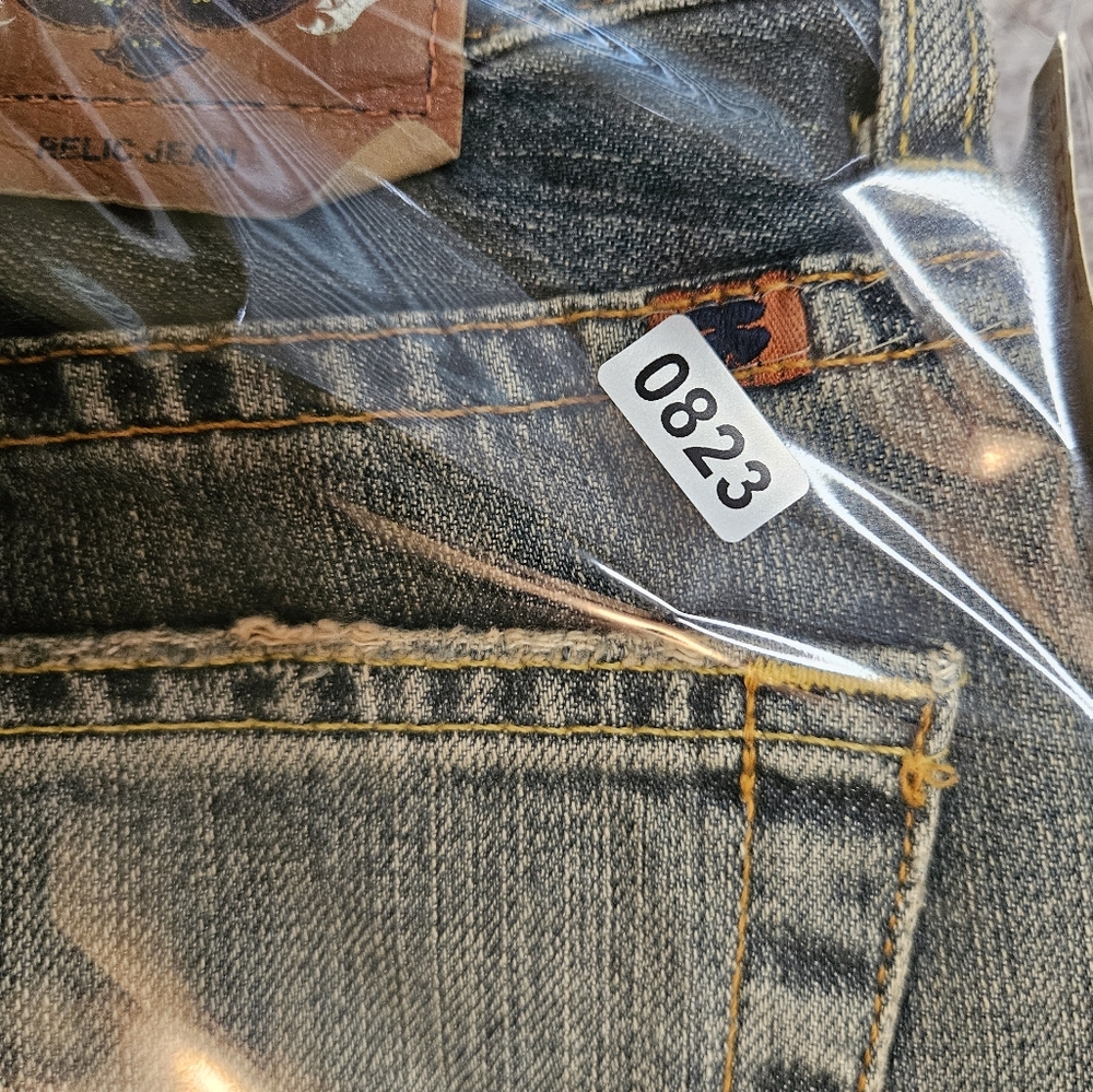 Lucky Brand Men's Dark Wash Black Bootcut Jeans - Picture 15 of 15